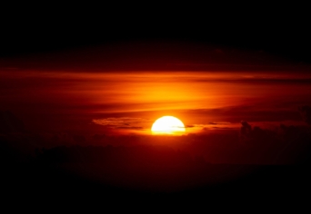 NADÁNYI ZOLTÁN VERSÉRŐL 