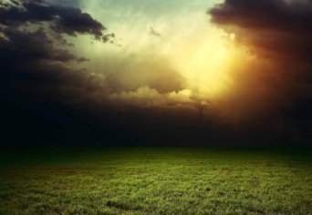 A VILÁGOSSÁG SÖTÉT OLDALA