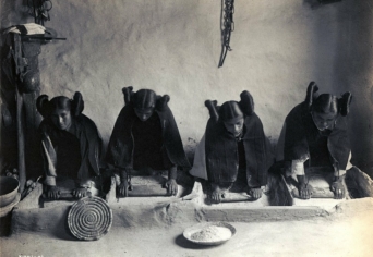 A TITOK A KORAI INFORMÁCIÓKÖZÖSSÉGEKBEN